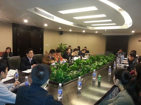 新莆京3969(会硕中心)前往广州、深圳与专业硕士毕业生座谈