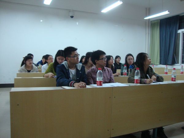 新莆京3969研究生会《财会纵横》编委会招新顺利进行