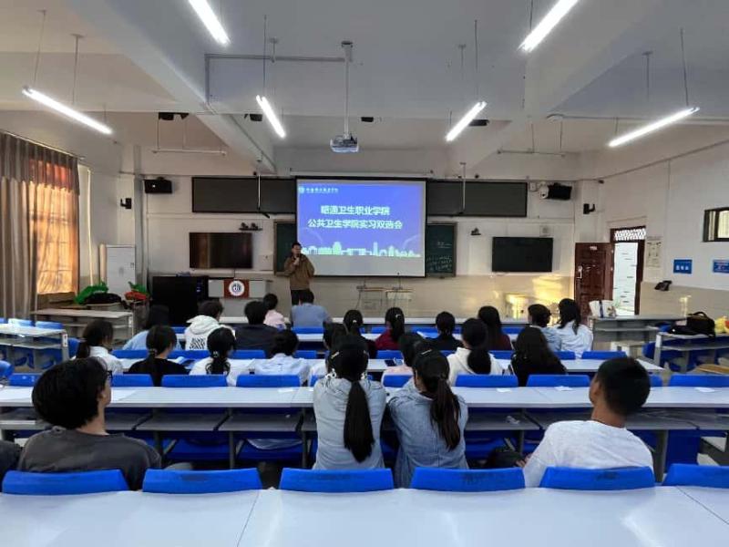 实习双选会直击：60名学子与合作企业“双向奔赴”