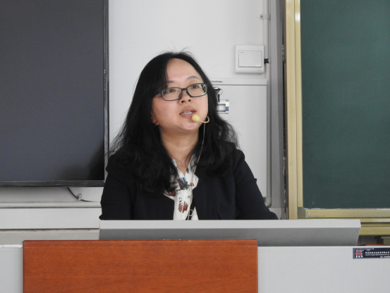 构建高效课堂　提高教学质量——BB贝博艾弗森官网开展观摩课教学活动