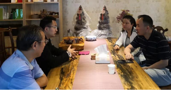 合作共建 实践双赢——BB贝博艾弗森官网与云南大全视光学眼镜有限公司开展校企合作