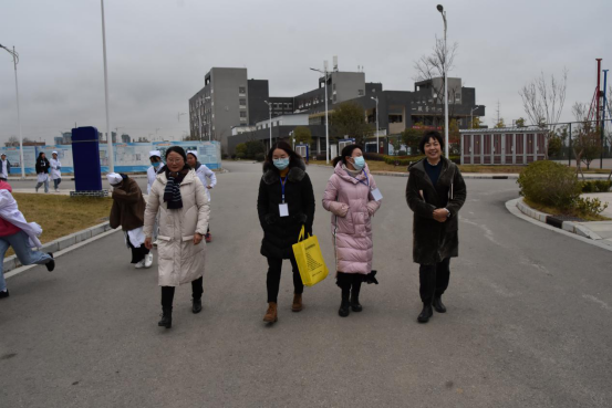 昭阳区无烟办一行到BB贝博验收“无烟校园”创建工作