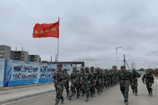 知危险会避险 安全文明出行——BB贝博艾弗森官网组织参加交通安全宣传活动