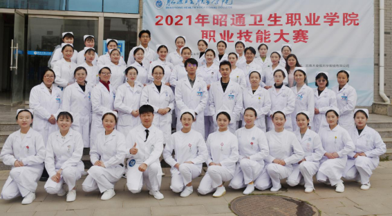 BB贝博艾弗森官网护理系2021年校级 技能大赛完美落幕